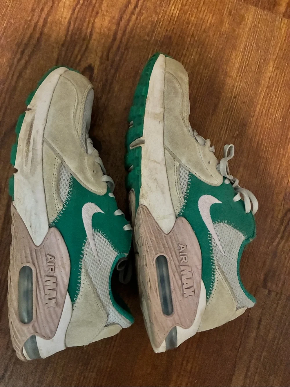 Nike women’s air